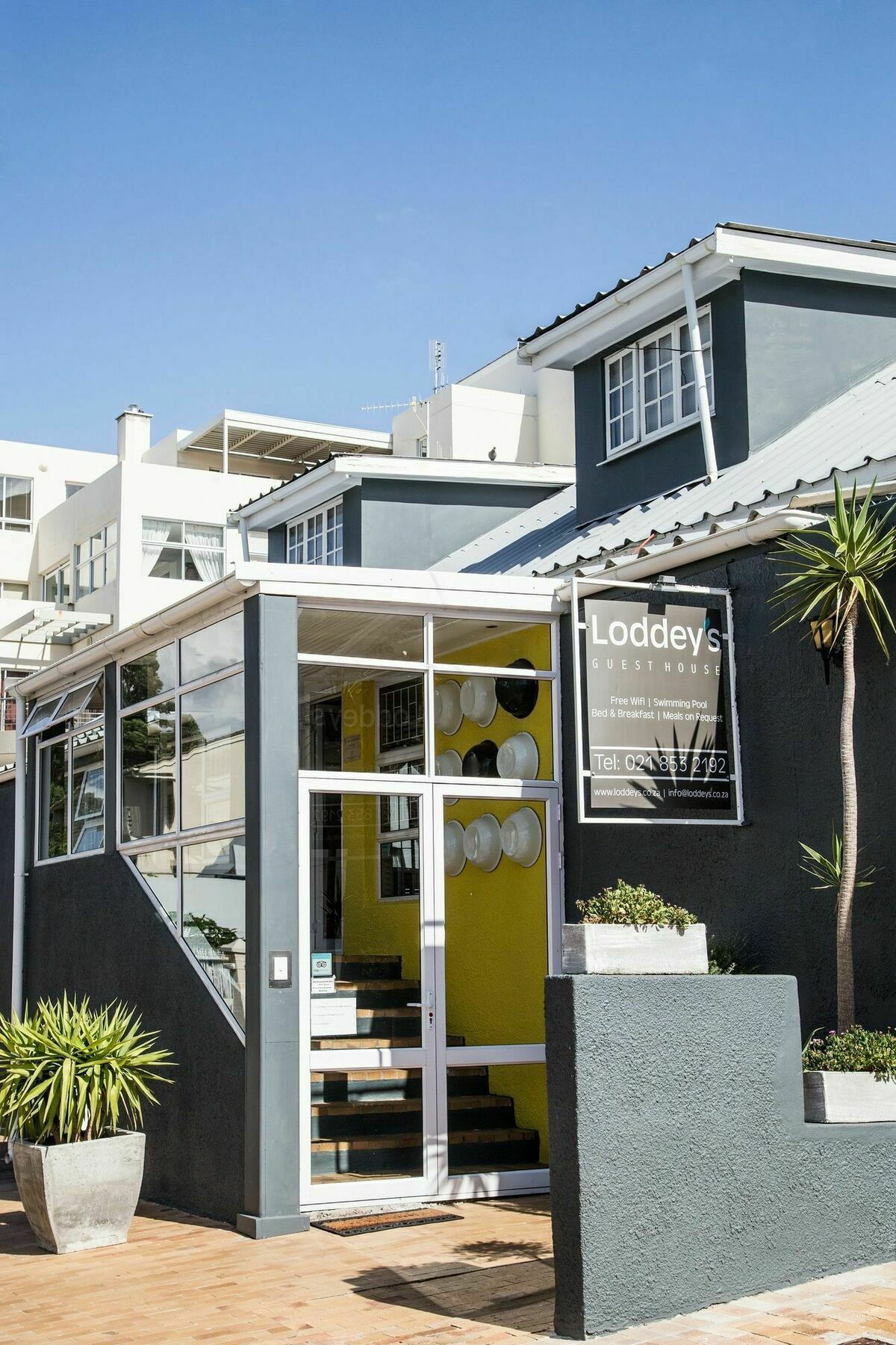 Loddey'S Guest House - By Beach Collection 斯特兰德 外观 照片
